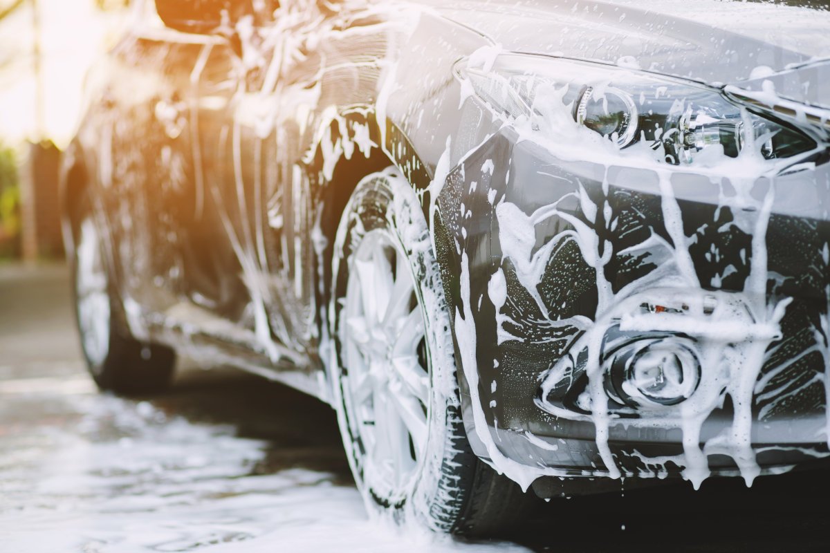 OUTSIDE CAR WASH